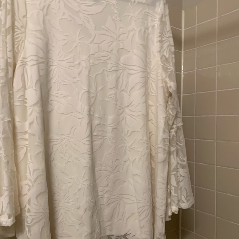Blouse - Picture 2 of 7